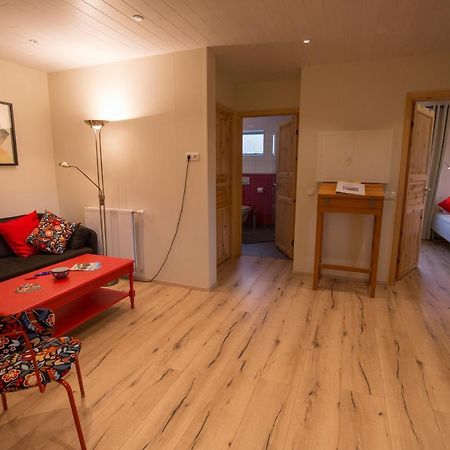 Hestasport Apartment Вармахлид Екстериор снимка