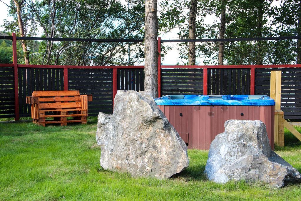 Hestasport Apartment Вармахлид Екстериор снимка