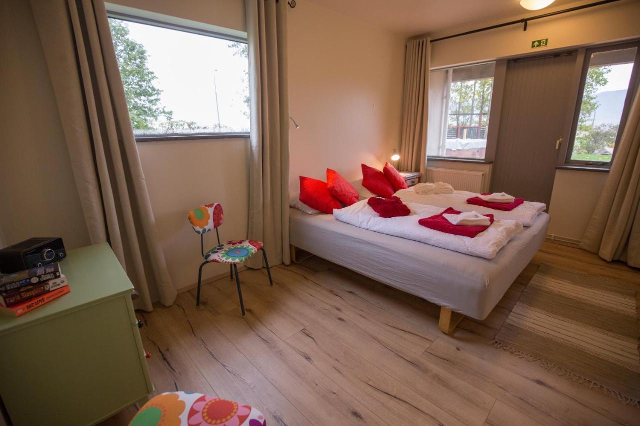 Hestasport Apartment Вармахлид Екстериор снимка